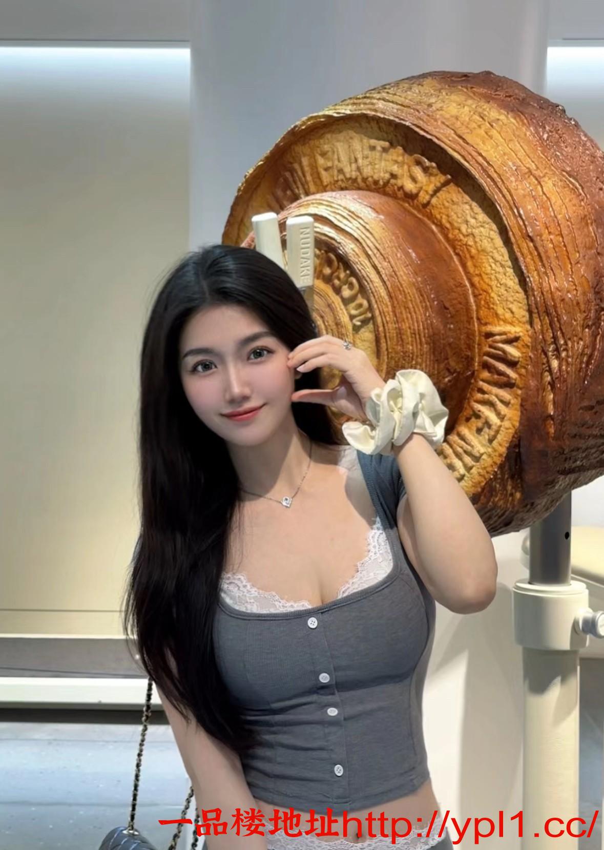 04c332284f555c08c3a2b9a30258eed3.jpg