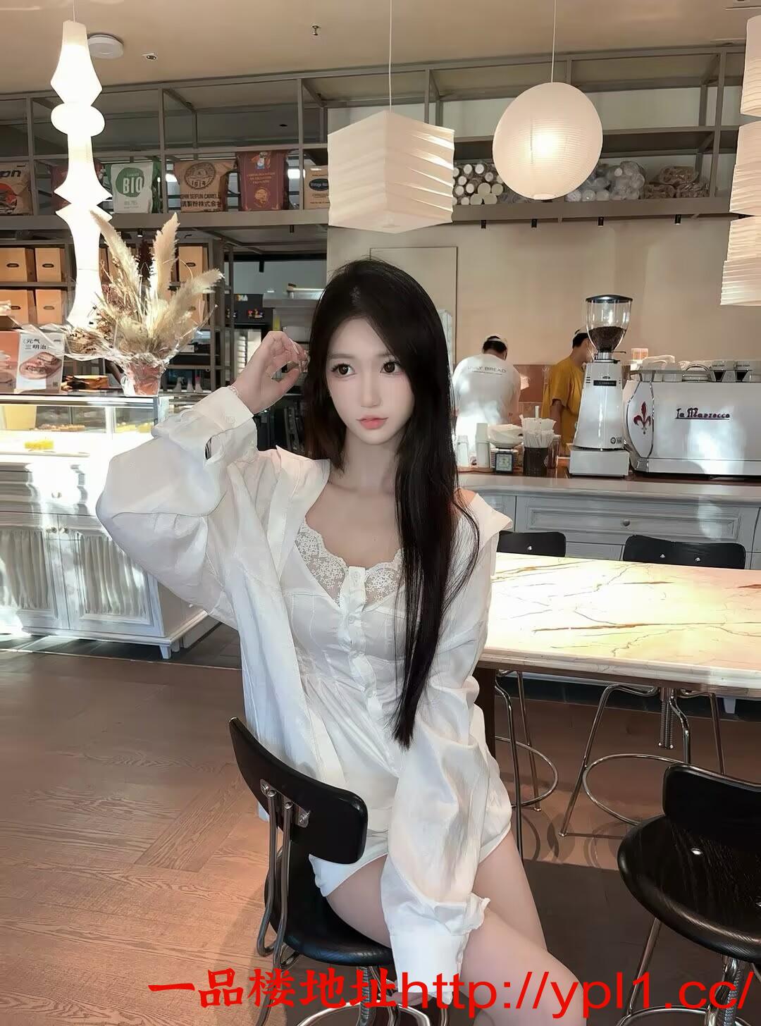 6FE0F4405179E07AE7DC2B8BA59BB56E.jpg