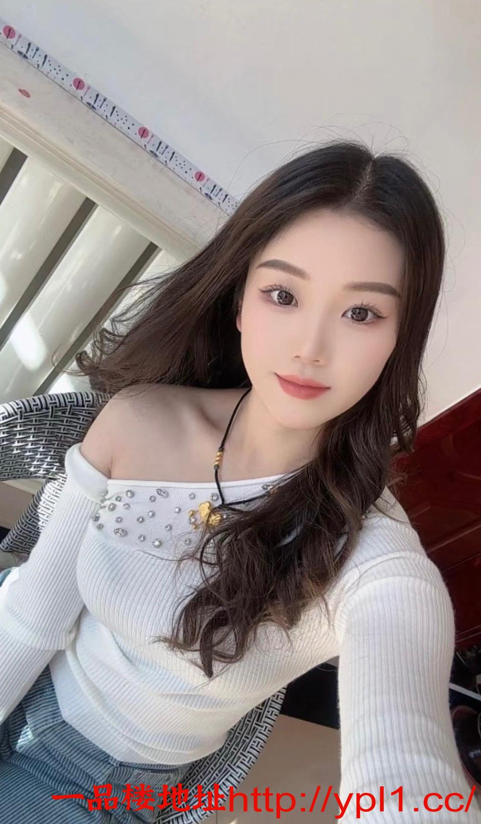 19bb6680ea844bba7abe4d7641bfe415.jpeg