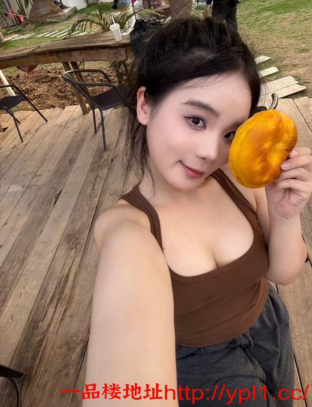 AE899881-1715-4D81-9350-9D237DC14B71.jpeg