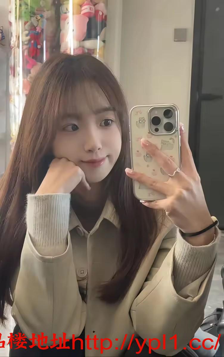 aac9b9e92bb64355b5f381ae8073d4e1.jpg