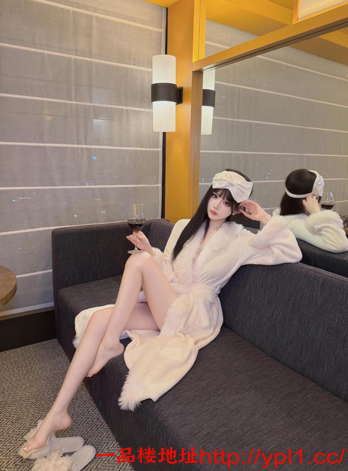 4D6E80AF-807C-4849-B885-6A4802D656CE-9678-00000887EF52F9E9.jpeg